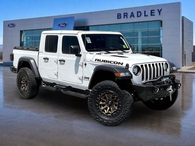 2023 Jeep Gladiator Rubicon — photo 1 of 26