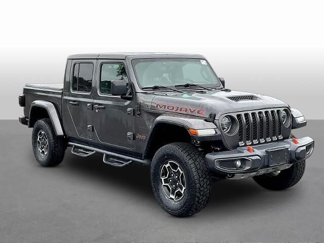 2020 Jeep Gladiator Mojave — photo 1 of 39