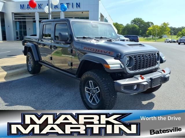 2024 Jeep Gladiator Mojave — photo 1 of 26