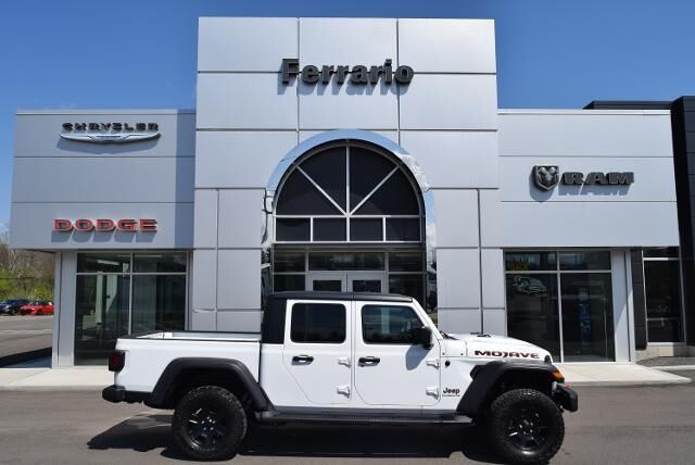 2021 Jeep Gladiator Mojave — photo 1 of 13