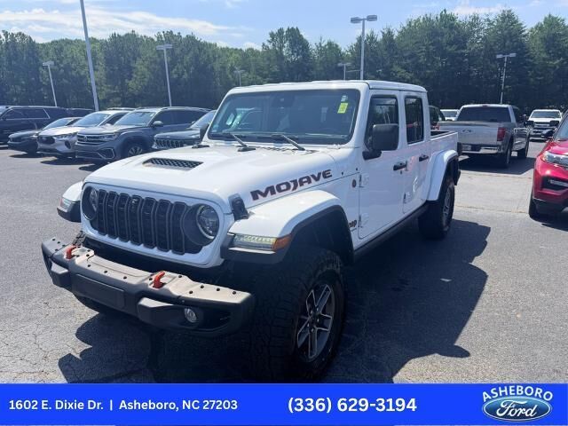 2024 Jeep Gladiator Mojave