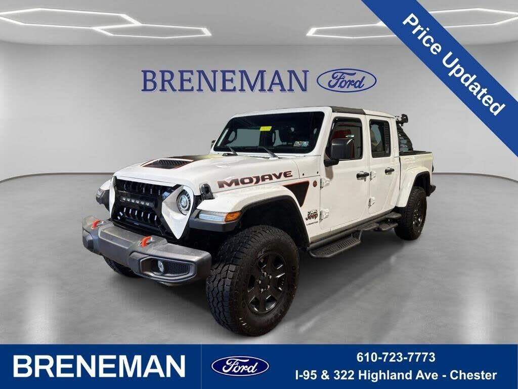 2022 Jeep Gladiator Mojave — photo 1 of 1