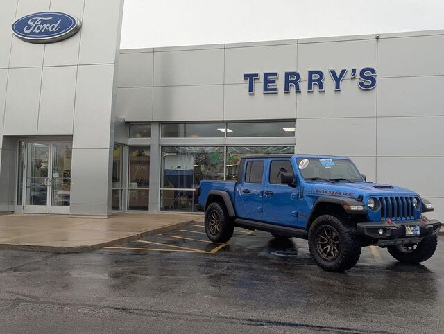 2022 Jeep Gladiator Mojave — photo 1 of 1