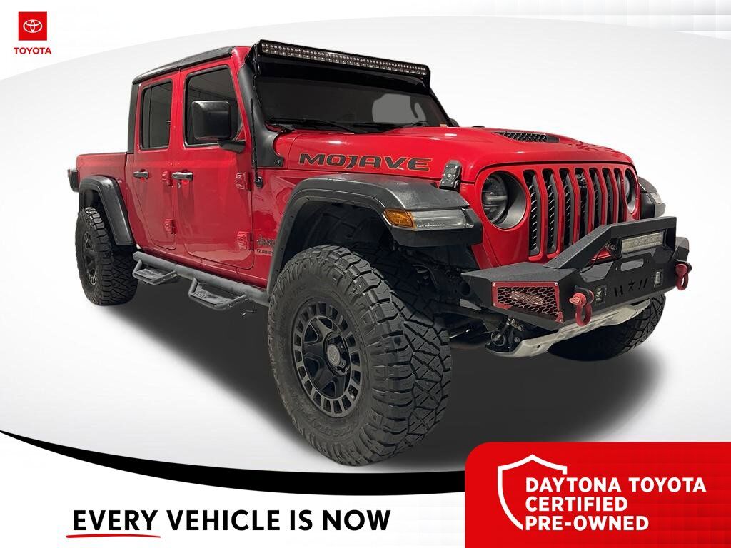 2021 Jeep Gladiator Mojave — photo 1 of 10