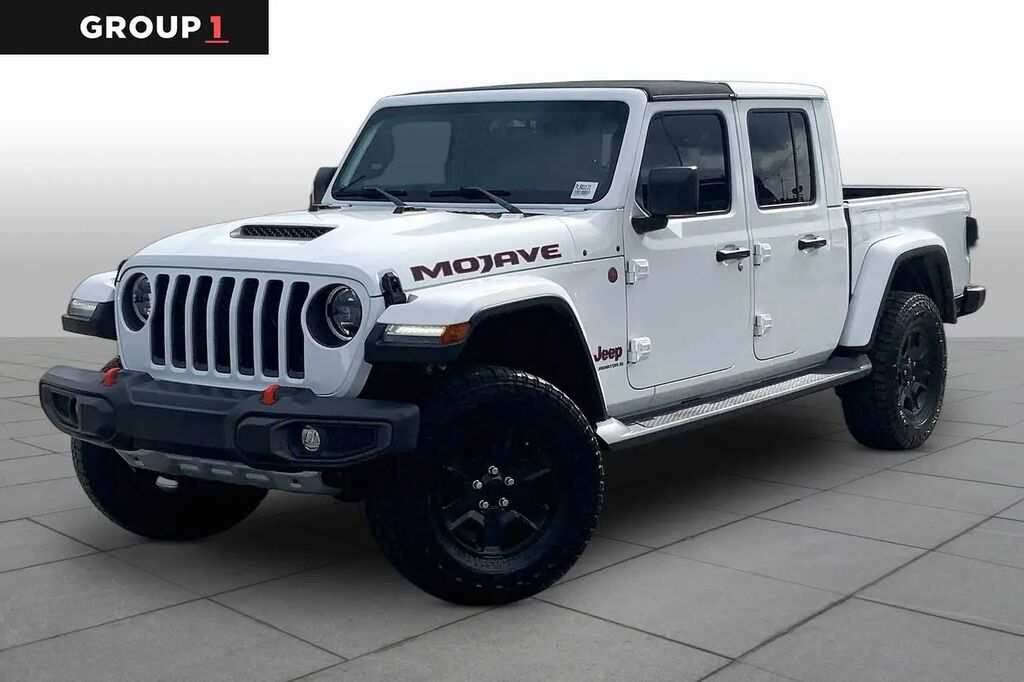 2023 Jeep Gladiator Mojave — photo 1 of 13