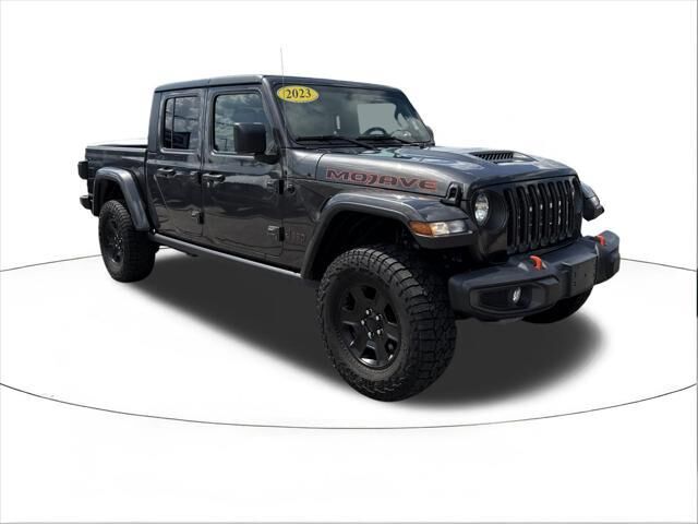 2023 Jeep Gladiator Mojave — photo 1 of 13