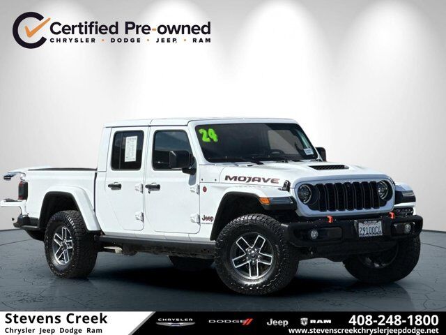 2024 Jeep Gladiator Mojave X — photo 1 of 12
