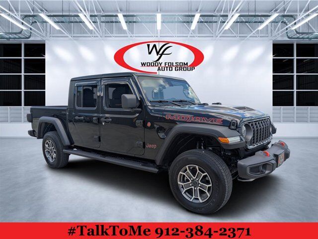 2024 Jeep Gladiator Mojave — photo 1 of 13