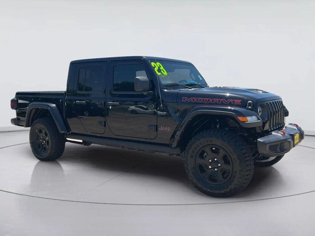 2023 Jeep Gladiator Mojave — photo 1 of 13