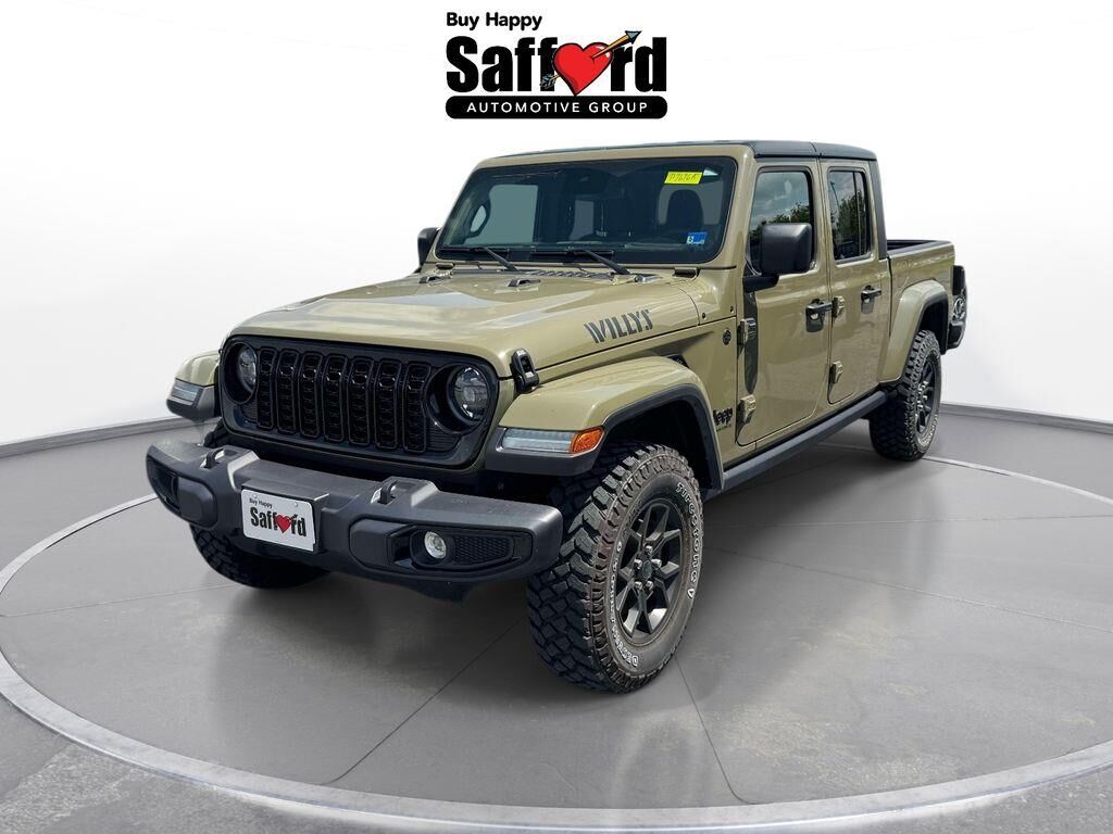 2025 Jeep Gladiator Willys — photo 1 of 24