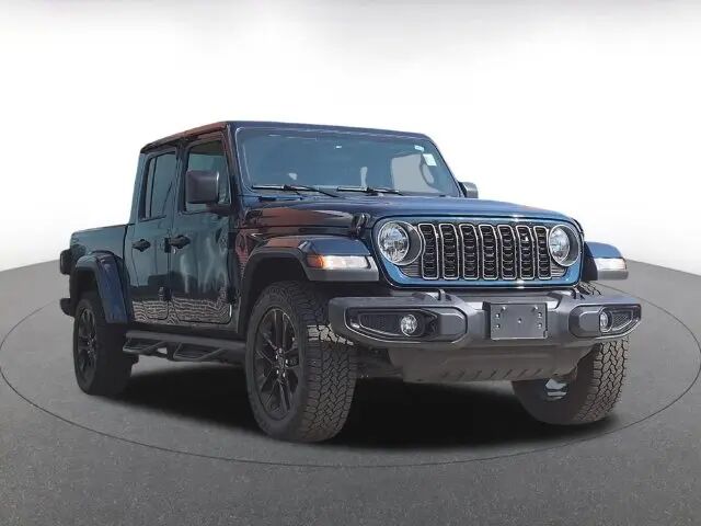 2025 Jeep Gladiator NightHawk