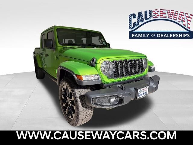 2025 Jeep Gladiator Sport