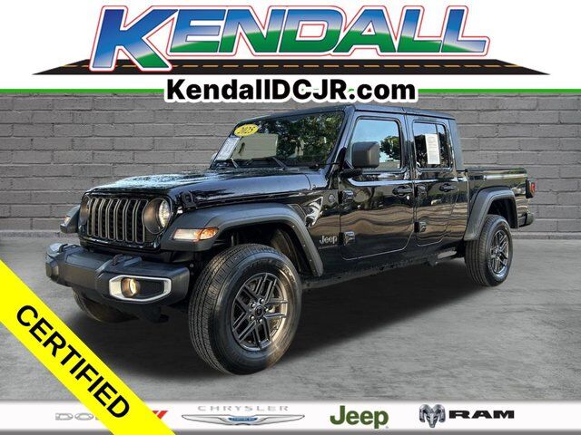 2025 Jeep Gladiator Sport S