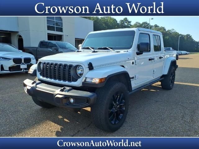 2025 Jeep Gladiator Sport