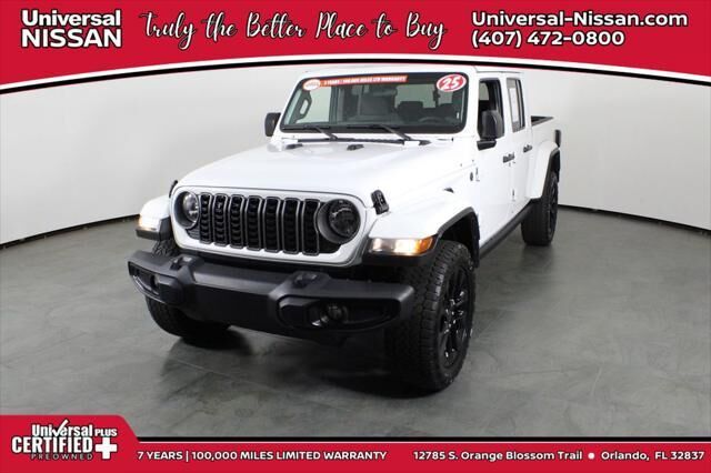 2025 Jeep Gladiator NightHawk