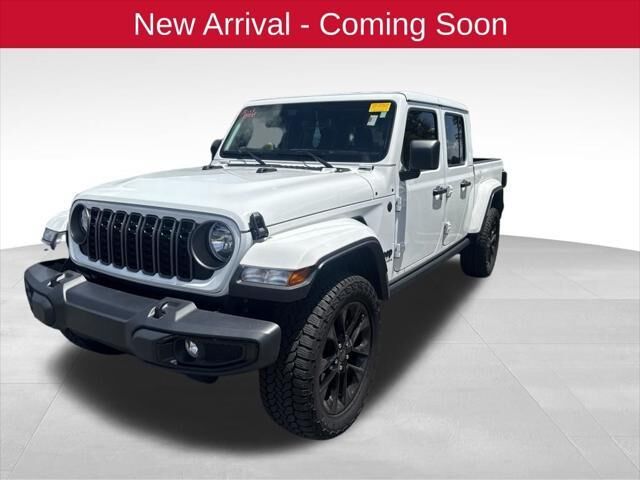 2025 Jeep Gladiator NightHawk