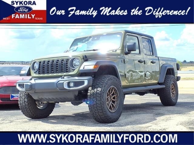 2025 Jeep Gladiator Sport