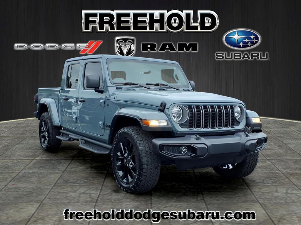 2025 Jeep Gladiator Nighthawk — photo 1 of 13