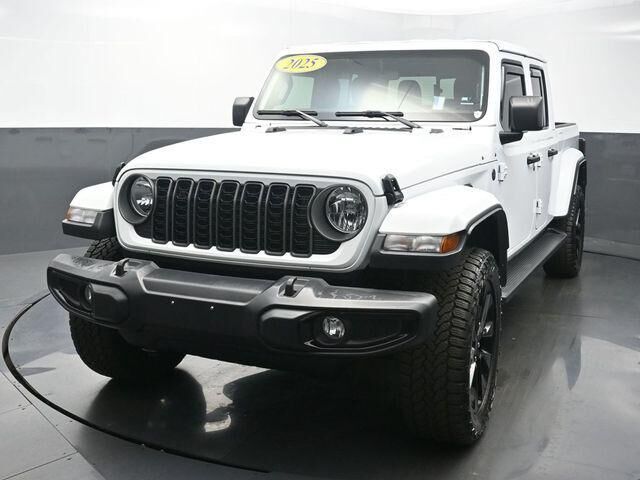 2025 Jeep Gladiator NightHawk — photo 1 of 13