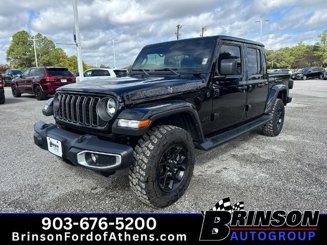 2025 Jeep Gladiator Sport