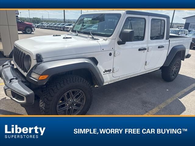 2025 Jeep Gladiator Sport S — photo 1 of 2