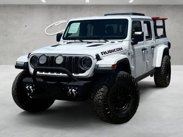2025 Jeep Gladiator Rubicon — photo 1 of 12