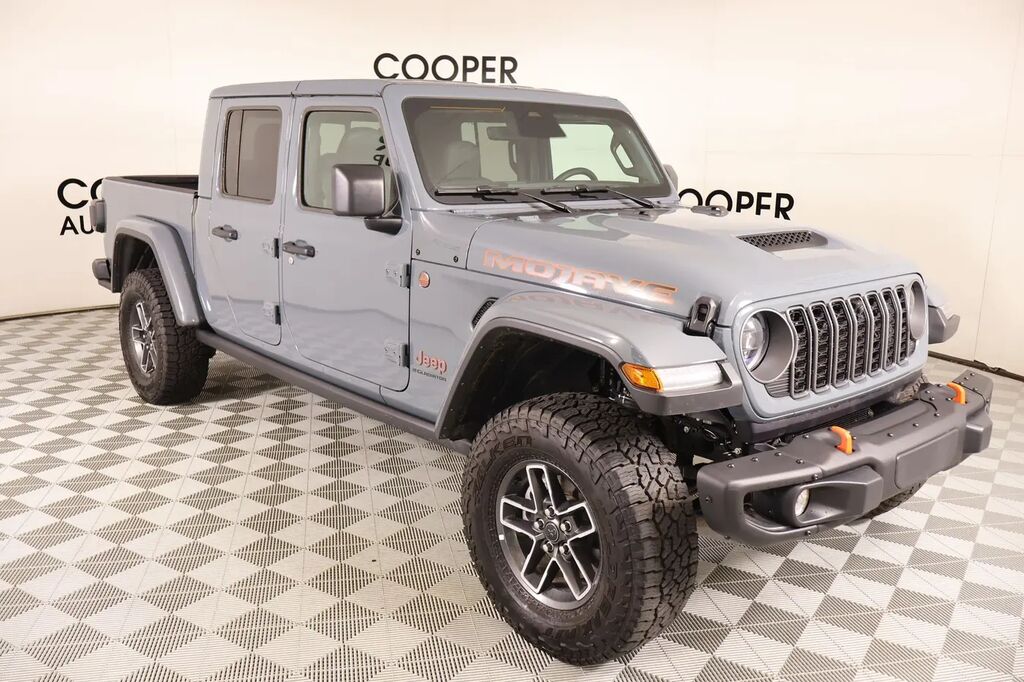 2026 Jeep Gladiator Mojave — photo 1 of 25