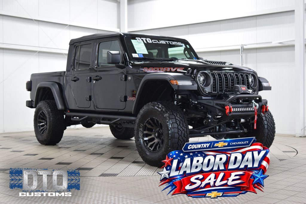 2026 Jeep Gladiator Mojave — photo 1 of 13