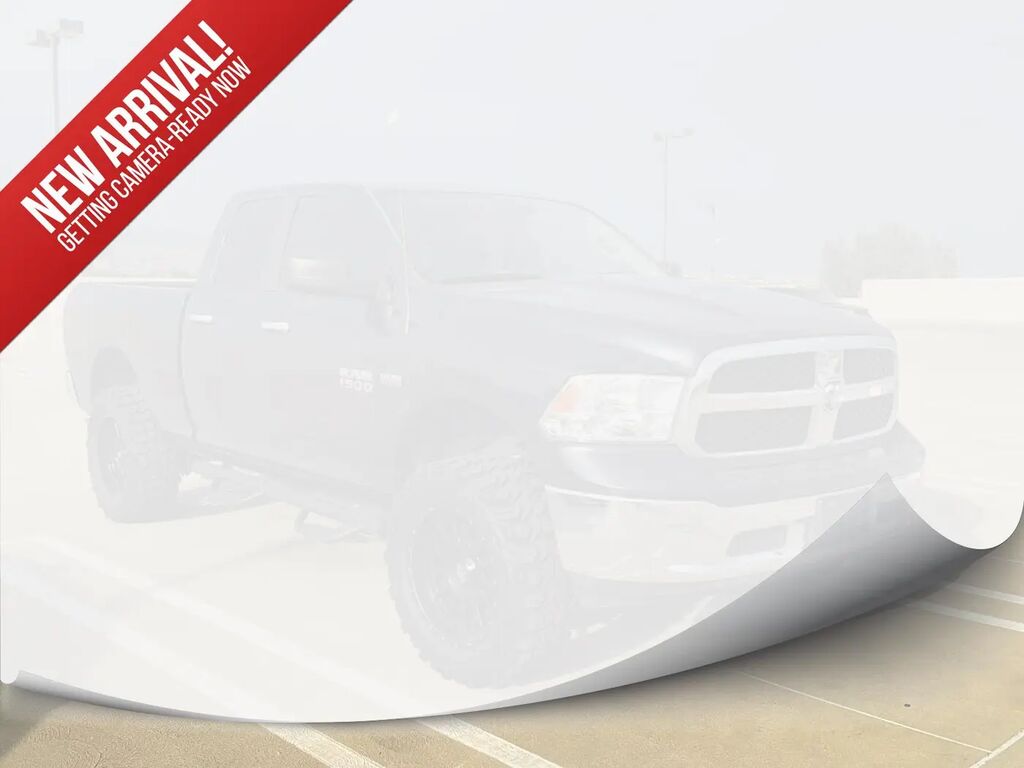 2017 Ram 1500 SLT — photo 1 of 8