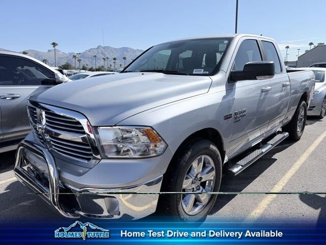 2019 Ram 1500 Classic SLT — photo 1 of 6