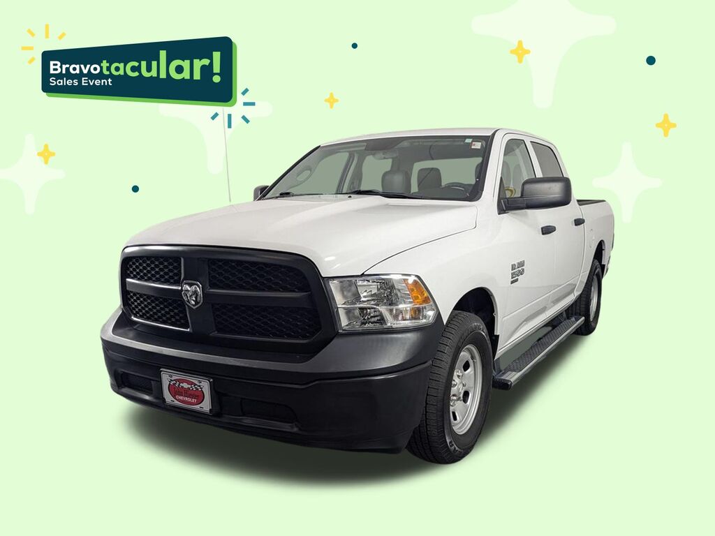 2024 Ram 1500 Classic Tradesman Crew Cab 4x2 5'7" Bo — photo 1 of 6