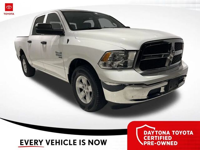 2023 Ram 1500 Classic SLT