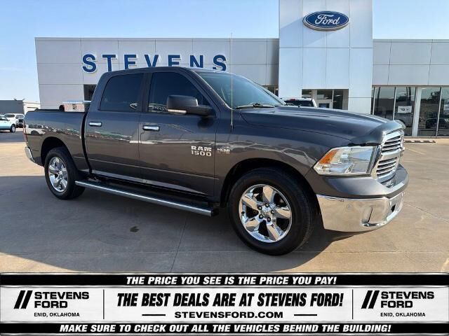 2015 Ram 1500 SLT — photo 1 of 13
