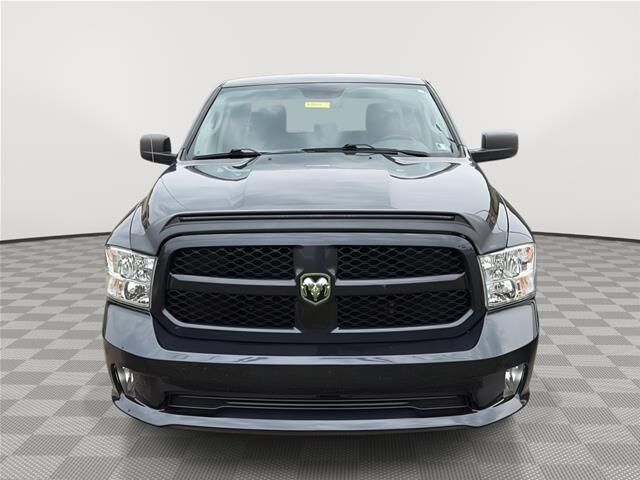 2019 Ram 1500 Classic Tradesman — photo 1 of 12