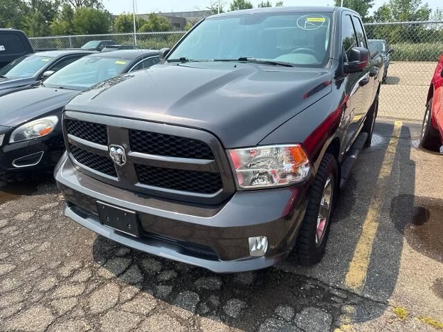 2017 Ram 1500 Tradesman — photo 1 of 13