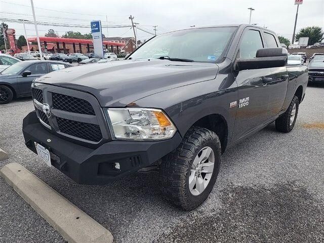 2018 Ram 1500 Express — photo 1 of 35
