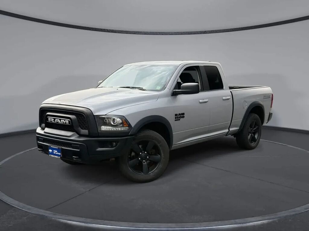 2019 Ram 1500 Classic SLT — photo 1 of 13
