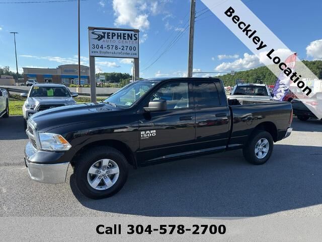 2024 Ram 1500 Classic SLT — photo 1 of 13