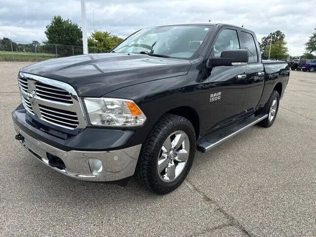 2018 Ram 1500 SLT — photo 1 of 17
