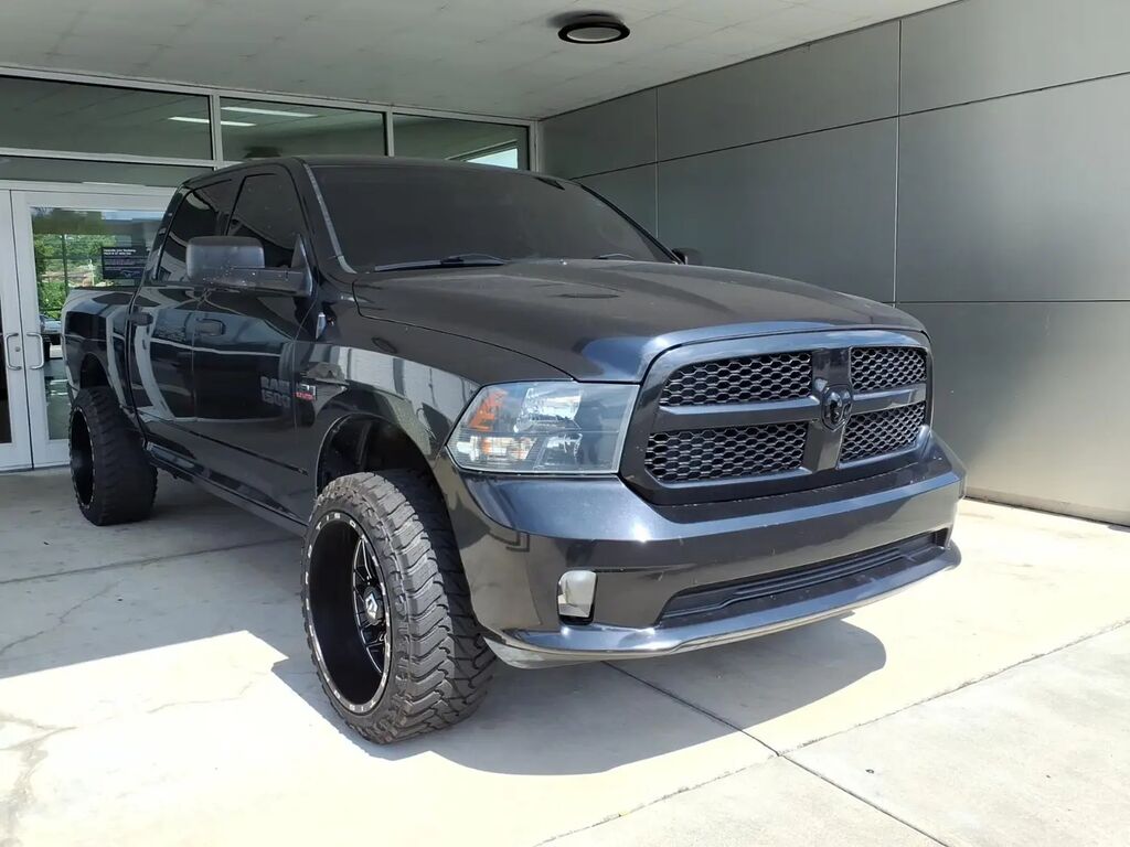 2016 Ram 1500 Tradesman — photo 1 of 13