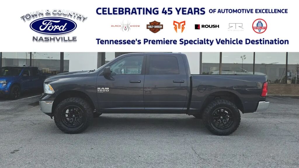 2021 Ram 1500 Classic SLT — photo 1 of 13