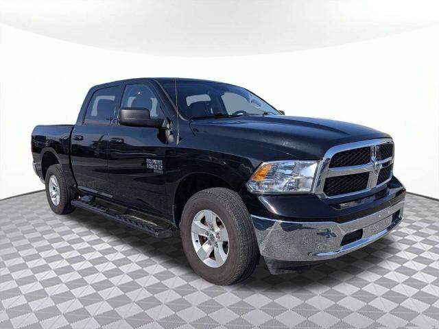 2021 Ram 1500 Classic SLT — photo 1 of 13