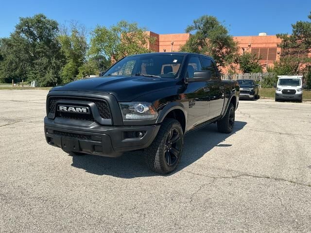 2022 Ram 1500 Classic SLT — photo 1 of 13