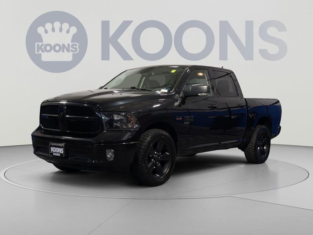 2019 Ram 1500 Classic SLT — photo 1 of 1
