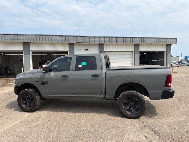 2022 Ram 1500 Classic SLT