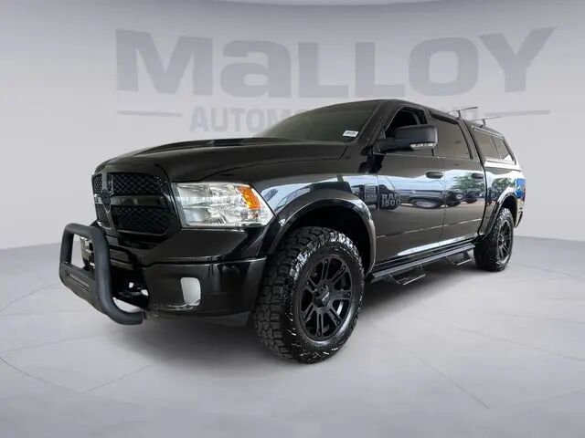 2015 Ram 1500 SLT — photo 1 of 26