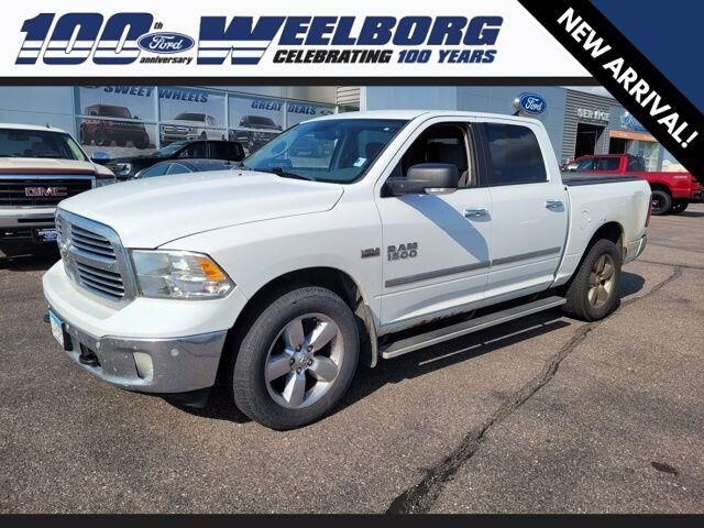2017 Ram 1500 SLT — photo 1 of 10