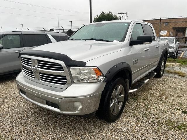 2016 Ram 1500 SLT