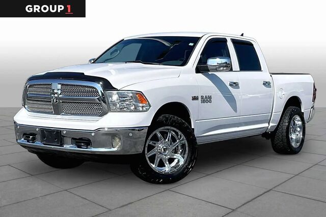 2017 Ram 1500 SLT
