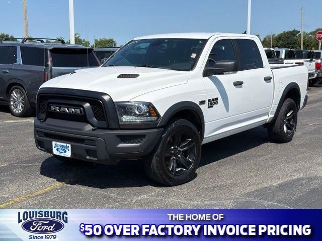 2022 Ram 1500 Classic SLT — photo 1 of 13